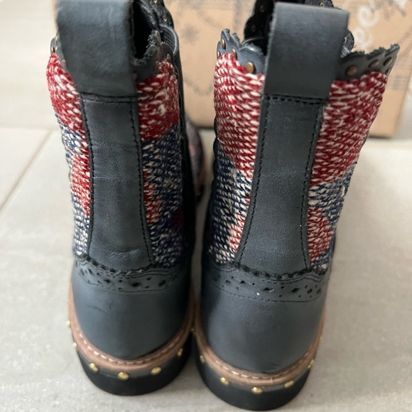 Free People Boots - Picture 4 of 15
